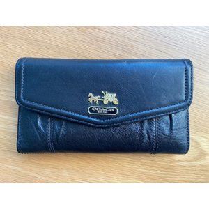 New Coach Wallet - Black with Pink Interior